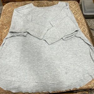 Wild fable, M, light weight sweater.
